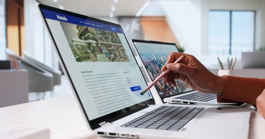 employee searching on employer discount network